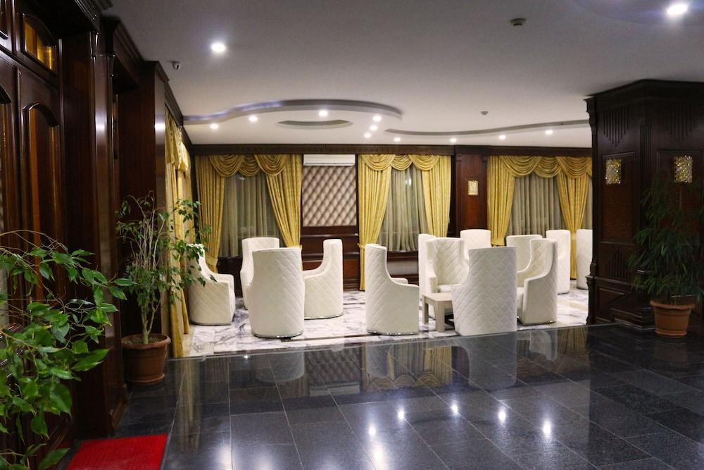 Baku Inn Hotel Buitenkant foto
